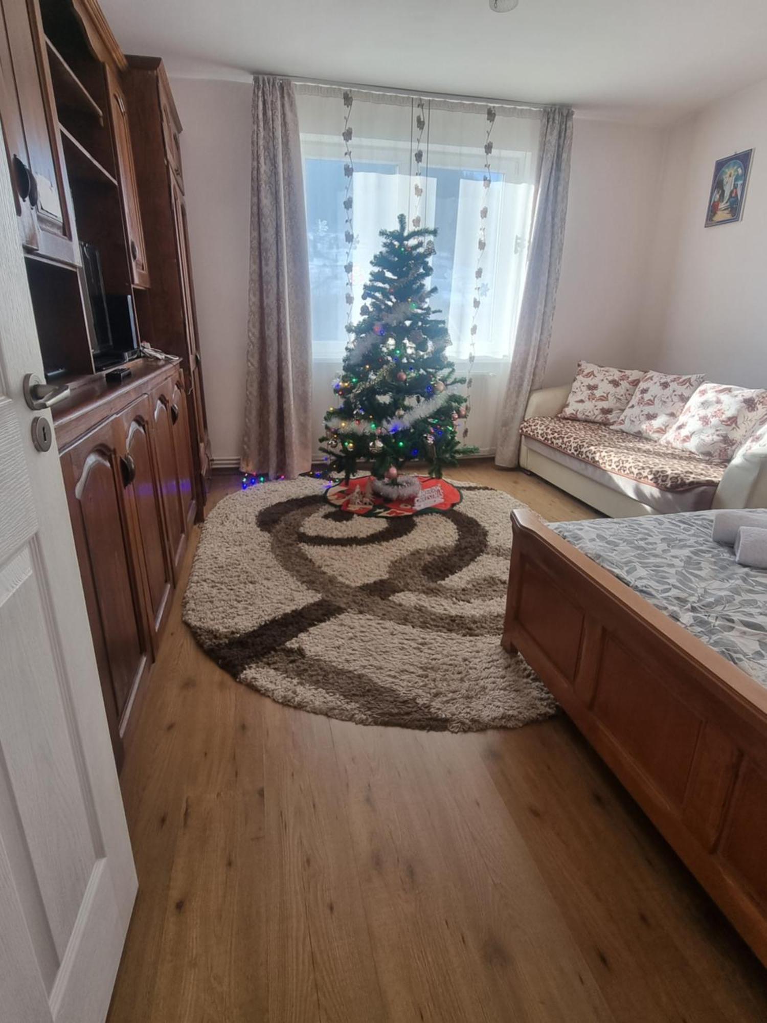 Apartament Garsoniera Emilia Kimpulung Mołdawski Zewnętrze zdjęcie