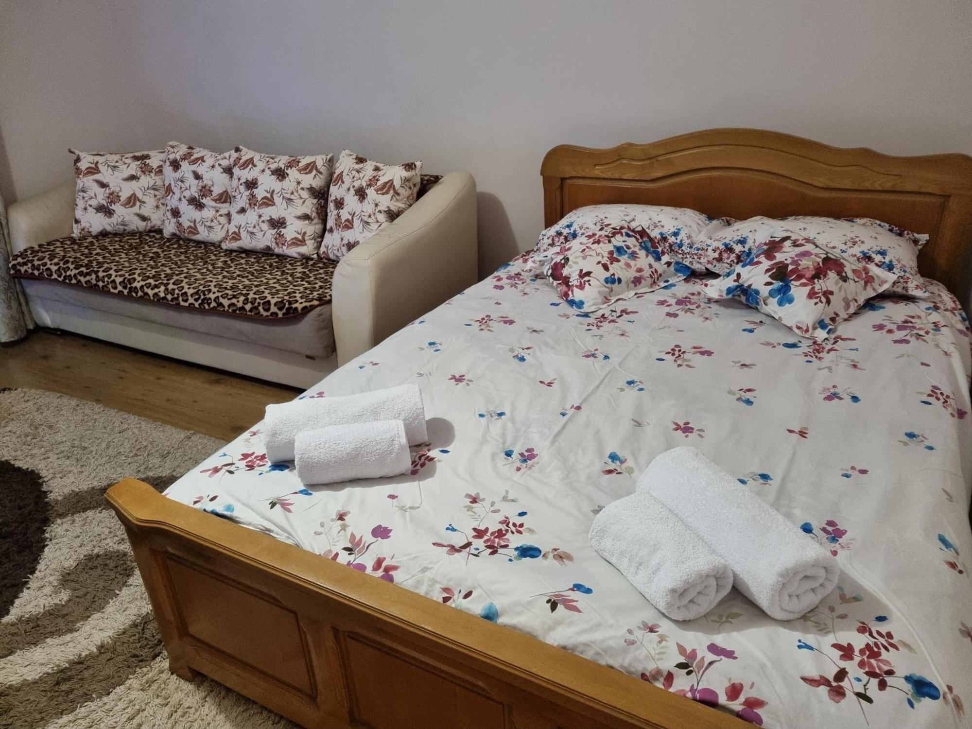 Apartament Garsoniera Emilia Kimpulung Mołdawski Zewnętrze zdjęcie